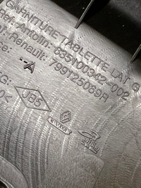 фото thumb №7, Левая опора полка багажника renault megane iv hb