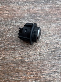 фото thumb №7, Opel astra k v 2016 кнопка відкривання кришки