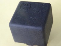 фото thumb №1, Реле lancia thema type 231002 nr1571