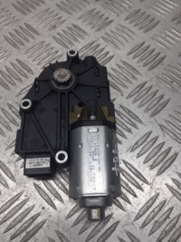 фото thumb №1, Моторчик люк peugeot 407 2.0 hdi 2213718c04