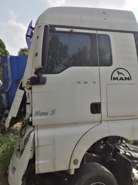 фото thumb №1, Дверь левая комплектные man tgx 18.440 e5