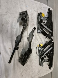 фото thumb №2, Петли капота audi q5 80a 2016-2020r оригинал l+pr