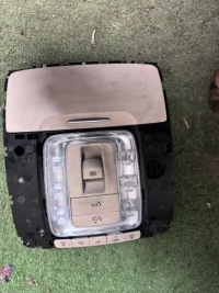 фото thumb №1, Mercedes gle w167 лампа потолочный led бежевая a0009004519