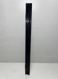 фото thumb №1, Молдинг поперечина pod радиатор перед jaguar f-pace x760