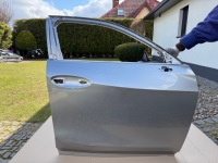 фото thumb №1, Двері передні праве lexus ux 2018 - 2025 .