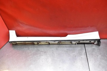 фото thumb №1, Накладка порогова ліва біла toyota yaris 4 iv gr 3d hb 20-21