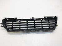 фото thumb №1, Решётка w бампер peugeot 2008 2015r