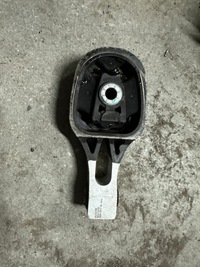 фото thumb №1, Opel mokka b peugeot 2008 ii подушка pod коробка передач