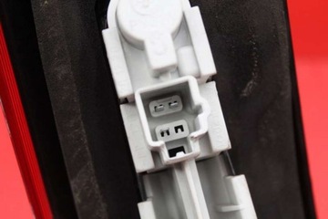 фото thumb №7, Лампа правая зад задняя 30698921 volvo v50 03-11