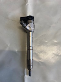 фото thumb №1, Octavia iv 2.0 tdi инжектор 05l130277e