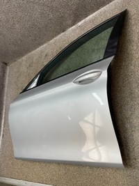 фото thumb №10, Дверь стекло левый перед передние bmw f11 f10 354 серебристый 150 umal красивый
