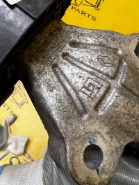 фото thumb №7, Крепление лапи кронштейн поддержка двигателя renault zoe i z.e.