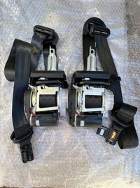 фото thumb №1, Audi e tron ремни usa передние комплект оригинальный подушка безопасности