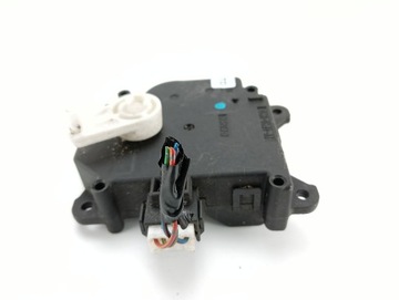 SILNICZEK NAGRZEWNICY MITSUBISHI COLT CZC (2004-2008) AE063700-8320
