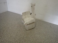 фото thumb №4, Corolla e12 02-07 бачок жидкость омывателя