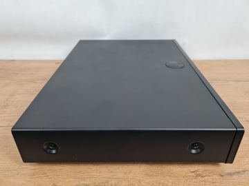 Cambridge Audio Azur 751BD — проигрыватель Blu-Ray/DVD/CD/SA-CD + пульт дистанционного управления