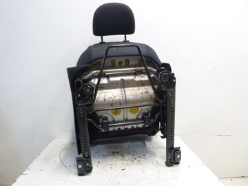 фото thumb №10, Сидіння правий mazda ii 2 dy 03r.