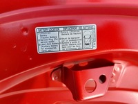 фото thumb №13, Toyota yaris iv 4 cross 2020- капот перед ''''grad''''