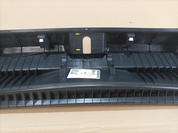 фото thumb №9, Vw golf 8 viii защита заднего ремня 5h6863459b