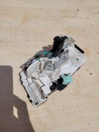 фото thumb №8, Jeep cherokee kk 7-12 замок двери левые зад