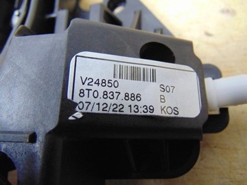 фото thumb №12, Кронштейн кріплення ручка audi a4 a5 8t0837886