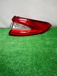 фото thumb №1, Maserati levante лампа правая задняя задняя 20670203