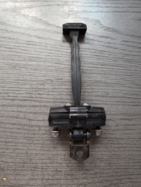 фото thumb №1, Петля дверь правый перед jeep compass ii -17