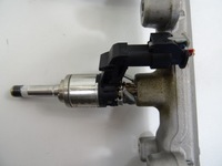 фото thumb №8, Seat arona 1.0 tsi молдинг упорскування форсунки 04c133320g 04e906036bc