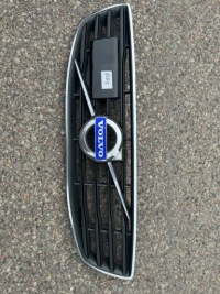 фото thumb №1, Volvo v70 s80 12- решітка радіатора решітка радіатора оригінал