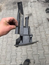 Купити Skoda leon 3 рестайлінг  правий напрямна кронштейн розпилювача 5f0807596c, фото thumb