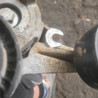 фото thumb №3, Renault clio iv кронштейн кронштейн генератора 117108063r