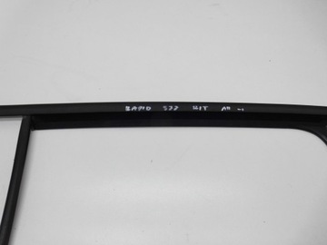 фото thumb №3, Прокладка скла рамки двері skoda rapid 5jj spaceback ліва задня оригінал