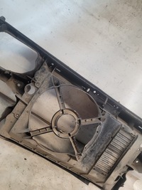 фото thumb №15, Pas передній корпус радіатора оригінальний номер 1h0805594c volkswagen vento 93r.