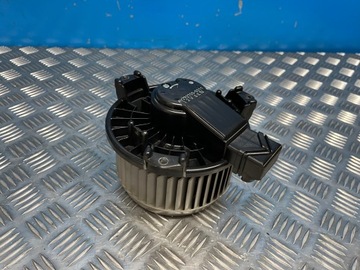 фото thumb №1, Toyota yaris ii вентилятор вентилятор повітропровід