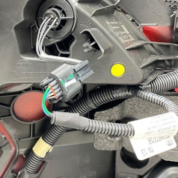 фото thumb №13, Новый оригинальный номер бампер переднее renault megane ev e-tech 62010k394r