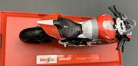 DUCATI Panigale V4 S Corse стенд 1:18 Maisto