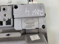 фото thumb №14, Toyota rav4 ii рестайлинг лампа кабины свет потолок