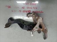 фото thumb №1, Педаль зчеплення toyota urban cruiser 1.4 d4d