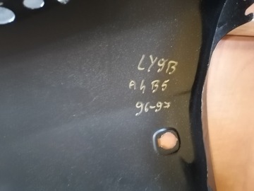фото thumb №14, Крило правий перед audi a4 b5 дорестайлінг ly9b з отвір na емблема