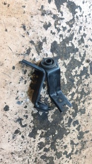 фото thumb №1, Toyota auris i 2.0 d4d кронштейни перед передні