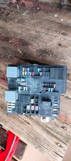 фото thumb №1, Volvo xc60 ii модуль запобіжників 32322427