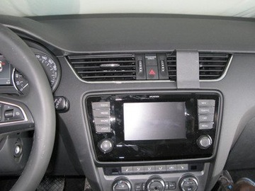 Держатель Brodit ProClip для Skoda Octavia III 13-19