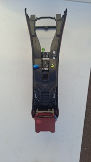 Mercedes e-klasa w213 туннель средний подлокотник бардачок a105852206c с Разборки, фото thumb