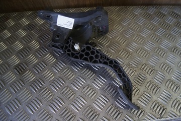 фото thumb №1, Педаль зчеплення clio v 1.5 bdci 465038715r