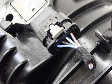 фото thumb №10, Коллектор всасывающий оригинал 05c129709j skoda scala 1.0 tsi dus 24r