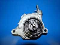 фото thumb №1, Toyota auris ii yaris corolla 1.4 d4d насос вакуум