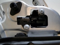 фото thumb №6, Mercedes glc 254 eqc 293 eqe 294 295 eqs 296 замок капот na панель передний