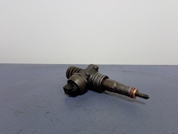 фото thumb №1, Passat b6 2.0 tdi pompowtryskiwacz 036130073b