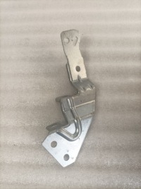 фото thumb №1, Opel insignia b кронштейн крыла передний правый