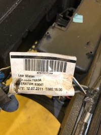 фото thumb №5, Volvo v50 - тунель середній з шторка 2263761